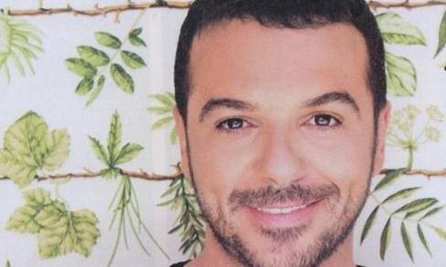 Ληστές μπήκαν με τσεκούρια στο σπίτι πασίγνωστου τραγουδιαστή