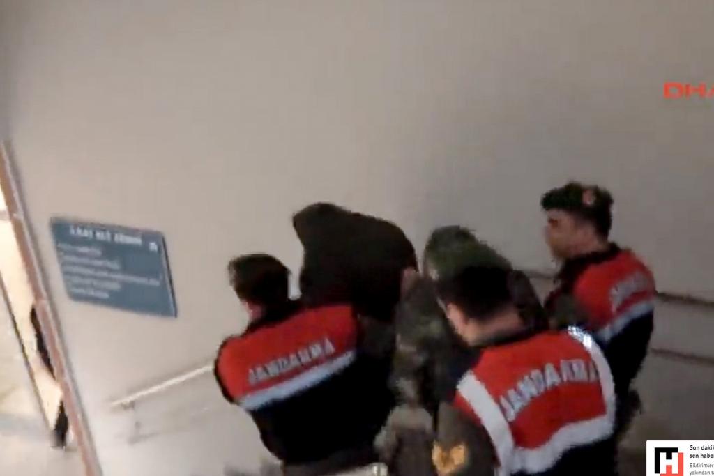 «Δεν πρότεινα ανταλλαγή των στρατιωτικών» λέει ο Κατσίκης μετά τις αντιδράσεις