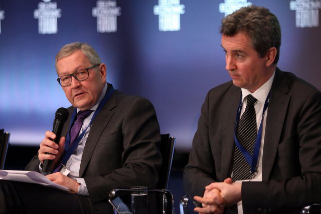 Η Ελλάδα σε τούνελ επιτήρησης για πολλά ακόμα χρόνια