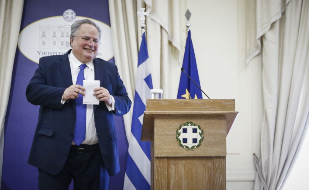 Γράψε-σβήσε η συμφωνία μεταξύ Αθήνας και ΠΓΔΜ