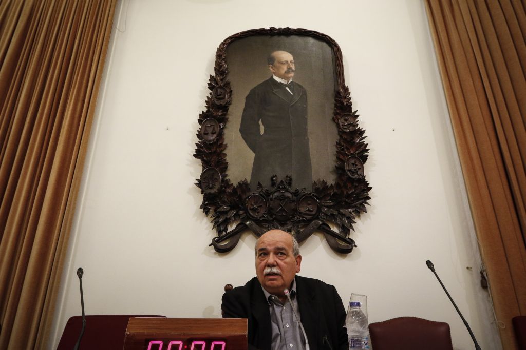 Αντιδρούν για τον επικεφαλής του Γραφείου Προϋπολογισμού