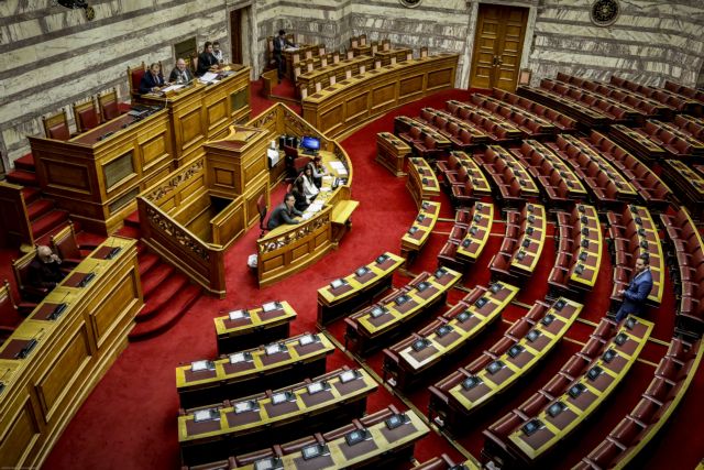 «Καίει» τον Καμμένο η κατάθεση του μεσάζοντα