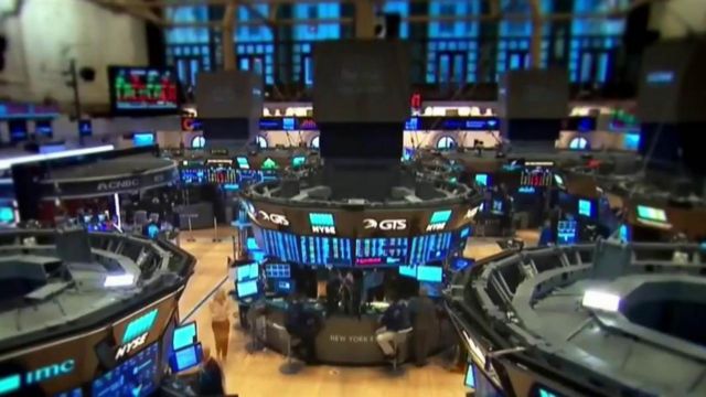 Ανάπαυλα από τον εμπορικό πόλεμο, άνοδος στη Γουόλ Στριτ