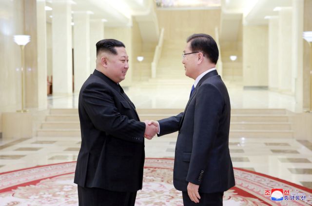 Ιστορική σύνοδος κορυφής μεταξύ Βόρειας και Νότιας Κορέας