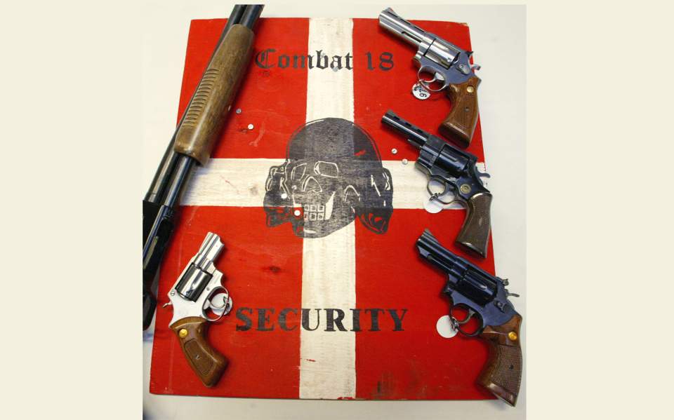 Απίστευτα ευρήματα στην ακροδεξιά τρομοκρατική οργάνωση Combat 18