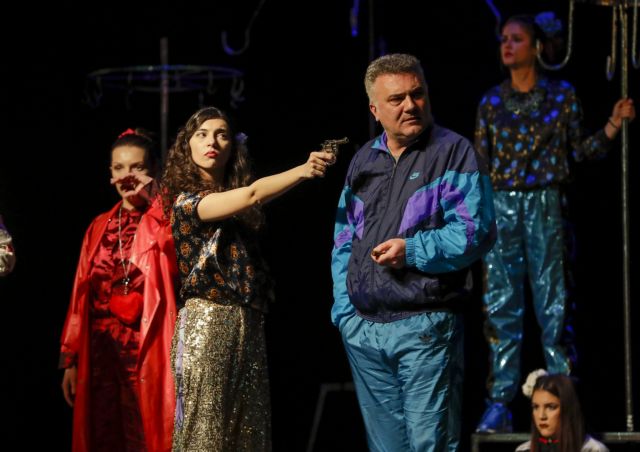 Το μιούζικαλ για τον Μιλόσεβιτς διχάζει το Κόσοβο