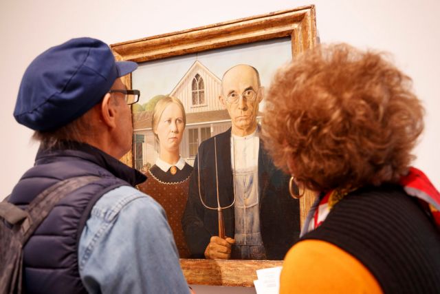 Η επίμονη επιμελήτρια του Γουίτνι