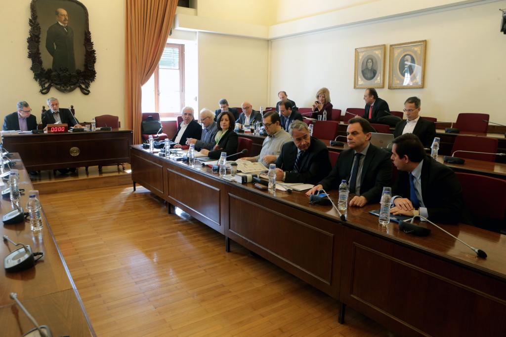 Αποχώρησαν τα κόμματα από την προανακριτική