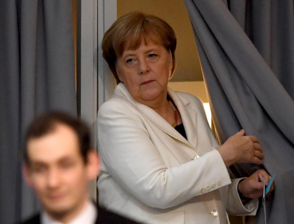 DW: Τέταρτη φορά καγκελάριος η Μέρκελ