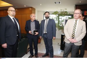 Βαρύ κατσάδιασμα Χούμπελ σε Γραμμένο