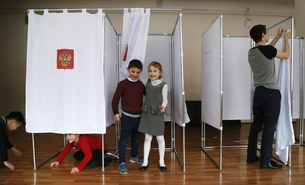 Νίκη του Πούτιν με 57% έως 70%