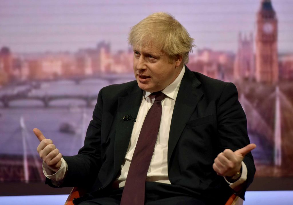 Η Βρετανία κατηγορεί τη Ρωσία ότι αποθηκεύει ποσότητες του φονικού Novichok