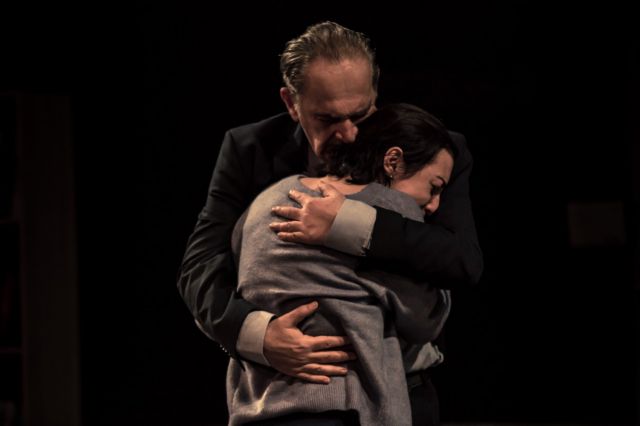 Θύτες ως θύματα