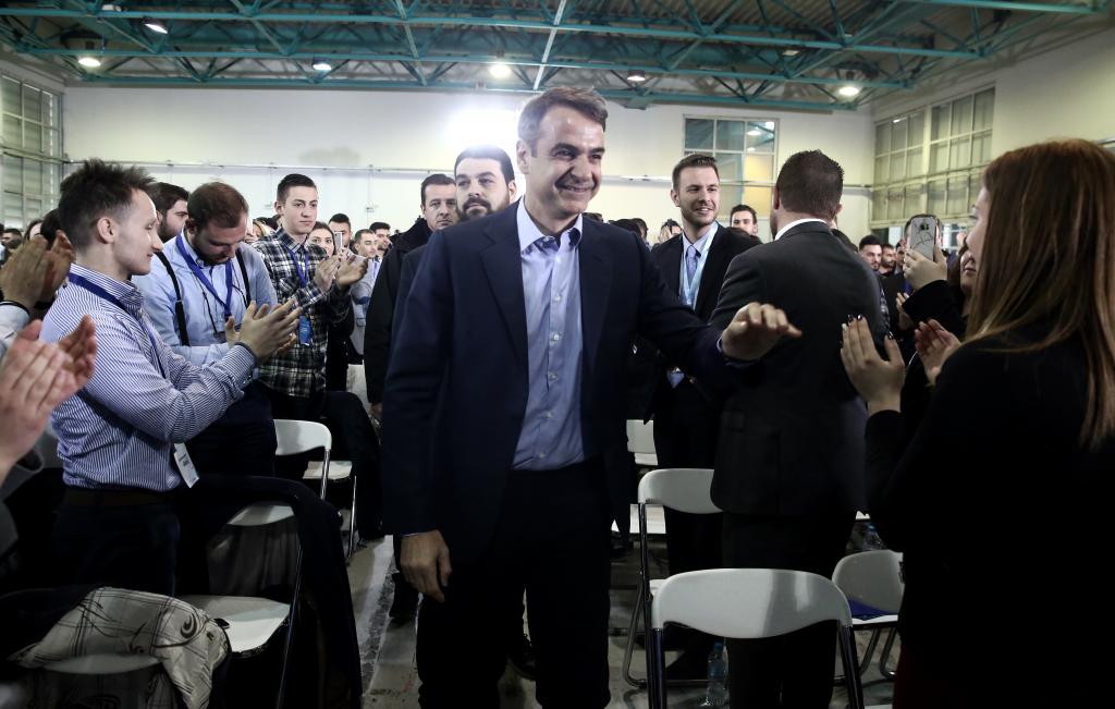 Δεσμεύτηκε για 600.000 θέσεις εργασίας σε τρία χρόνια