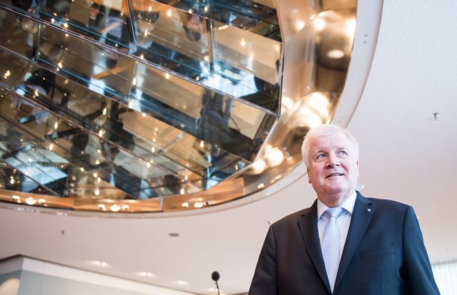 «Επιστροφή των ελέγχων σε όλα τα σύνορα εντός ΕΕ»