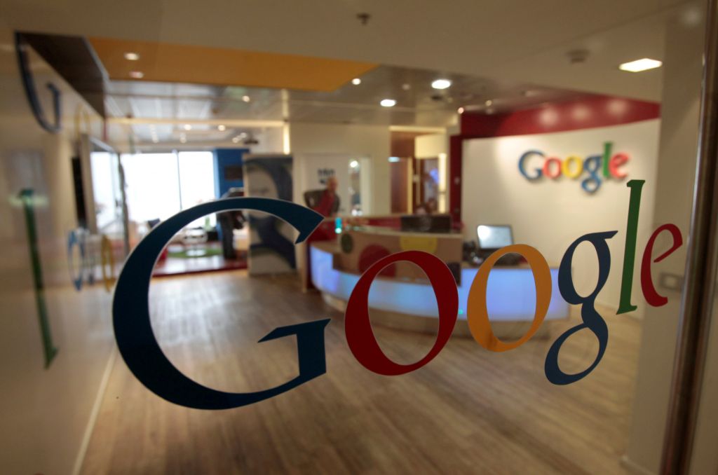 H Google θα δώσει 300 εκατ. δολάρια για την καταπολέμηση των fake news