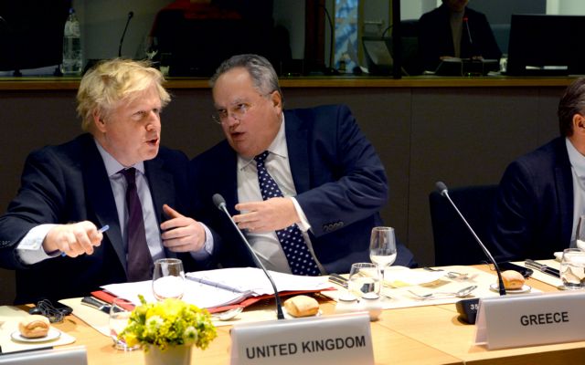 Στενεύουν τα περιθώρια για ελιγμούς στο όνομα