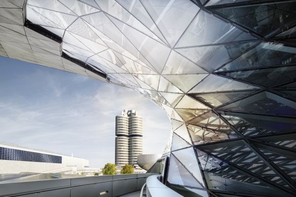 Ερευνα της εισαγγελίας του Μονάχου σε μονάδες του BMW Group