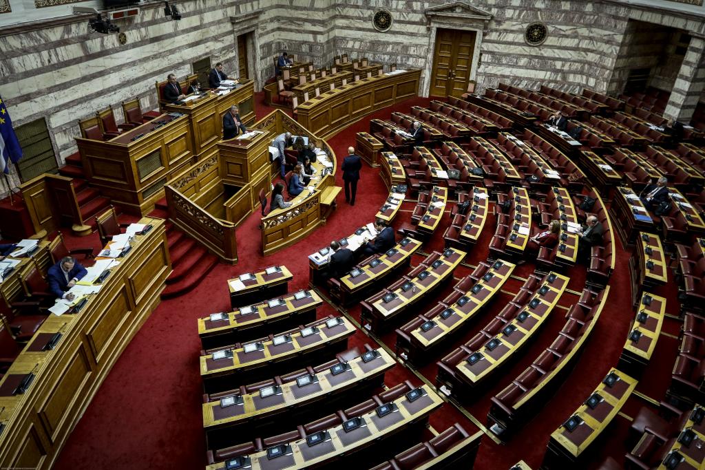 Στη Βουλή η τροπολογία για το επίδομα ενοικίου