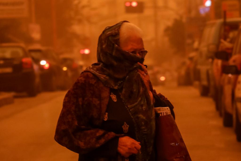 «Σαχάρα» και πάλι η Ελλάδα – Επιστρέφει η αφρικανική σκόνη… και τα χιόνια