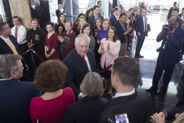 Ο Τίλερσον αποχαιρέτησε την «κακοπροαίρετη Ουάσιγκτον»