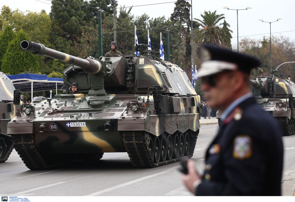 Η στρατιωτική παρέλαση στην Αθήνα για την 25η Μαρτίου