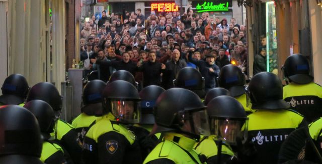 Η βία ταξιδεύει