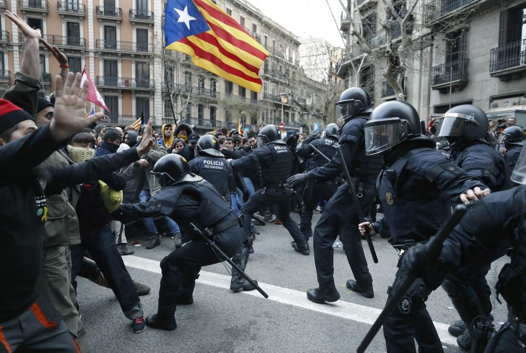 Επεισόδια στην Καταλωνία στον απόηχο της σύλληψης Πουτζντεμόν