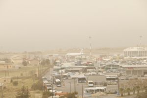Δύο μέρες ακόμα θα μείνει στην Ελλάδα η αφρικανική σκόνη