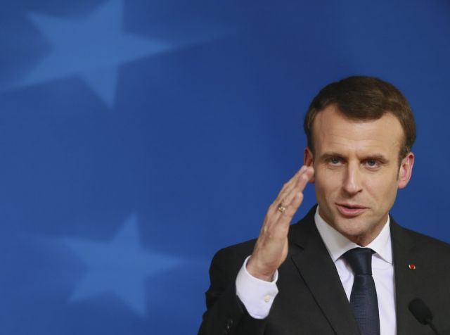 Η Γαλλία ρίχνει το έλλειμμα κάτω από 3% 10 χρόνια μετά