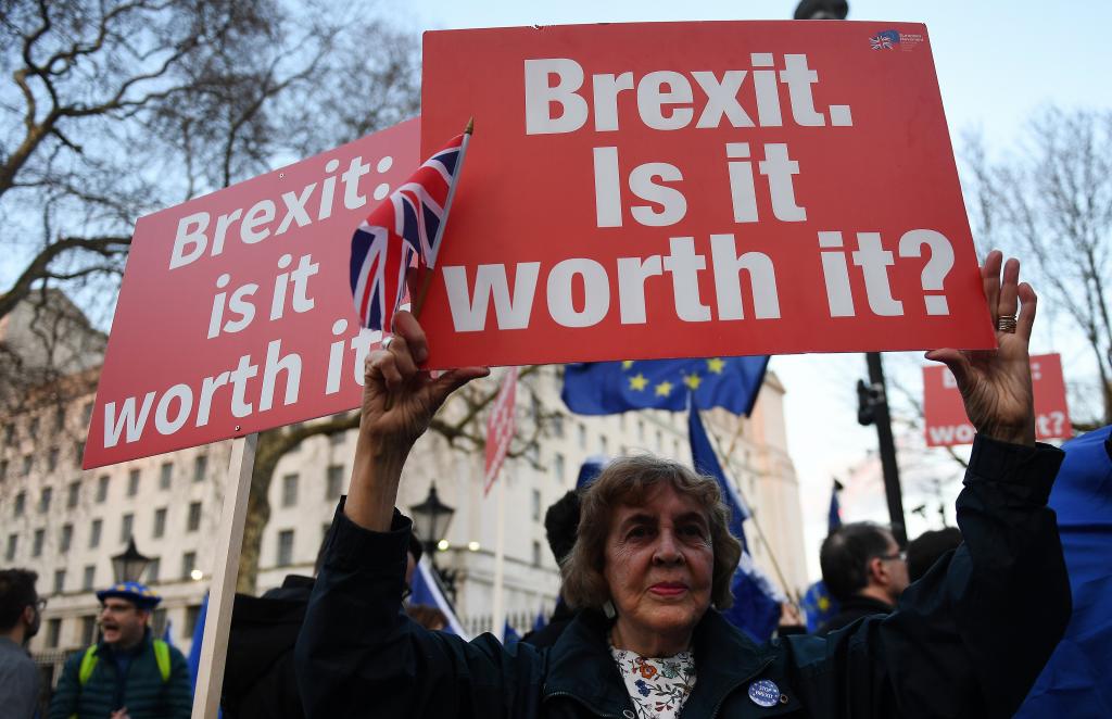 Εκστρατεία παραμονής στην ΕΕ αρχίζουν τώρα στη Βρετανία