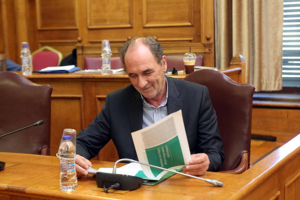 Σταθάκης: Ξεπερνούν τα 400 εκατ. ευρώ οι προσφορές για τον ΔΕΣΦΑ