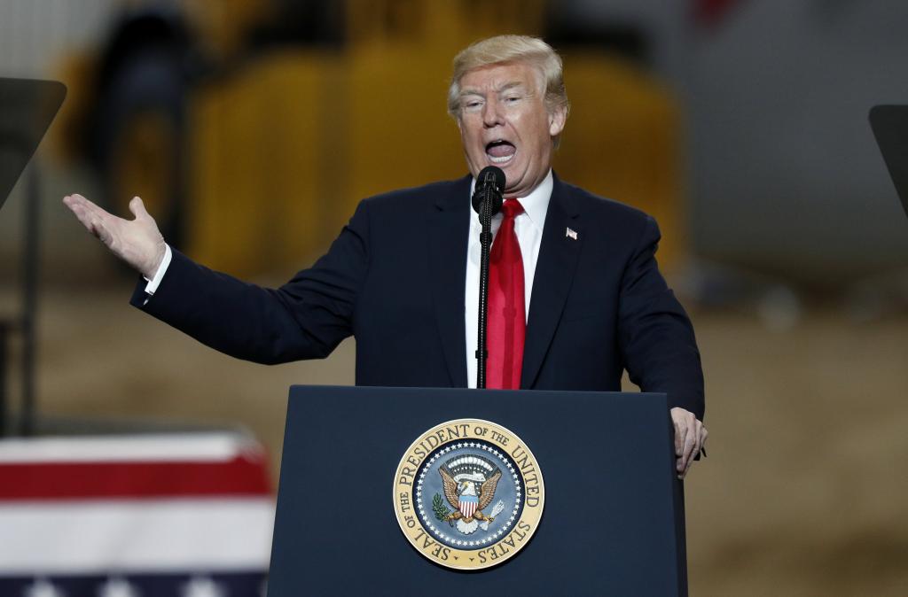 Αποχώρηση των αμερικανικών στρατευμάτων από τη Συρία επιθυμεί ο Τραμπ