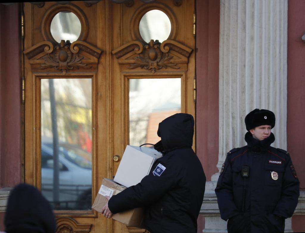 Η Ρωσία περνά στην αντεπίθεση με απελάσεις ευρωπαίων διπλωματών