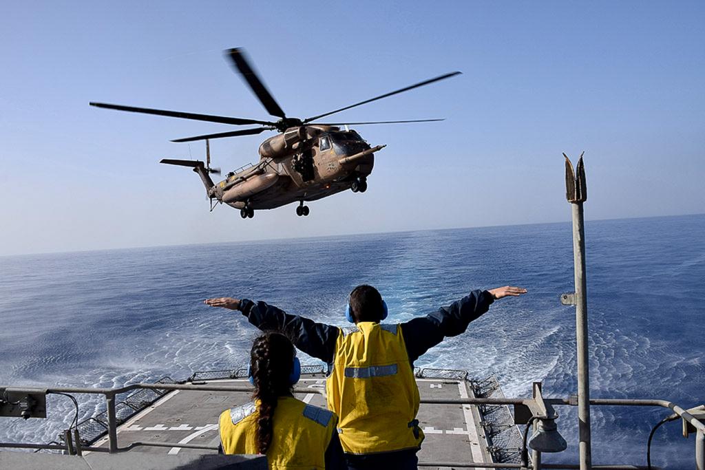 Πολλαπλά μηνύματα με τη συμμετοχή του Πολεμικού Ναυτικού σε τριεθνή άσκηση