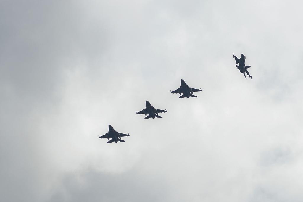 Αφησαν στη… μέση την παραβίαση δύο τουρκικά F-16