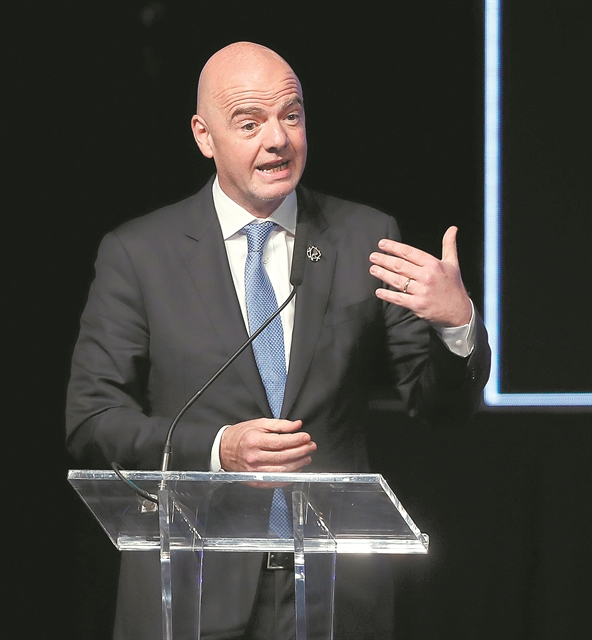 Ετοιμοι όλοι για την παγκόσμια επανάσταση