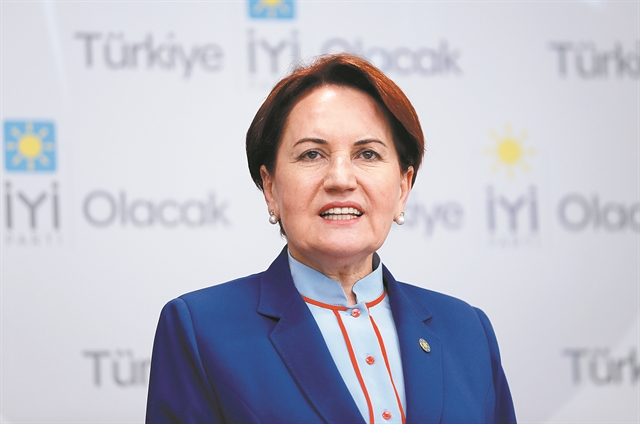 Η Ακσενέρ έσπασε το μέτωπο της αντιπολίτευσης