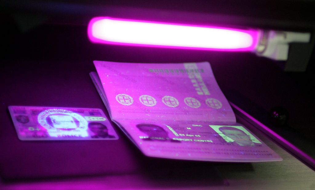 Ετσι θα είναι οι νέες αστυνομικές ταυτότητες – Πόσο θα κοστίζουν