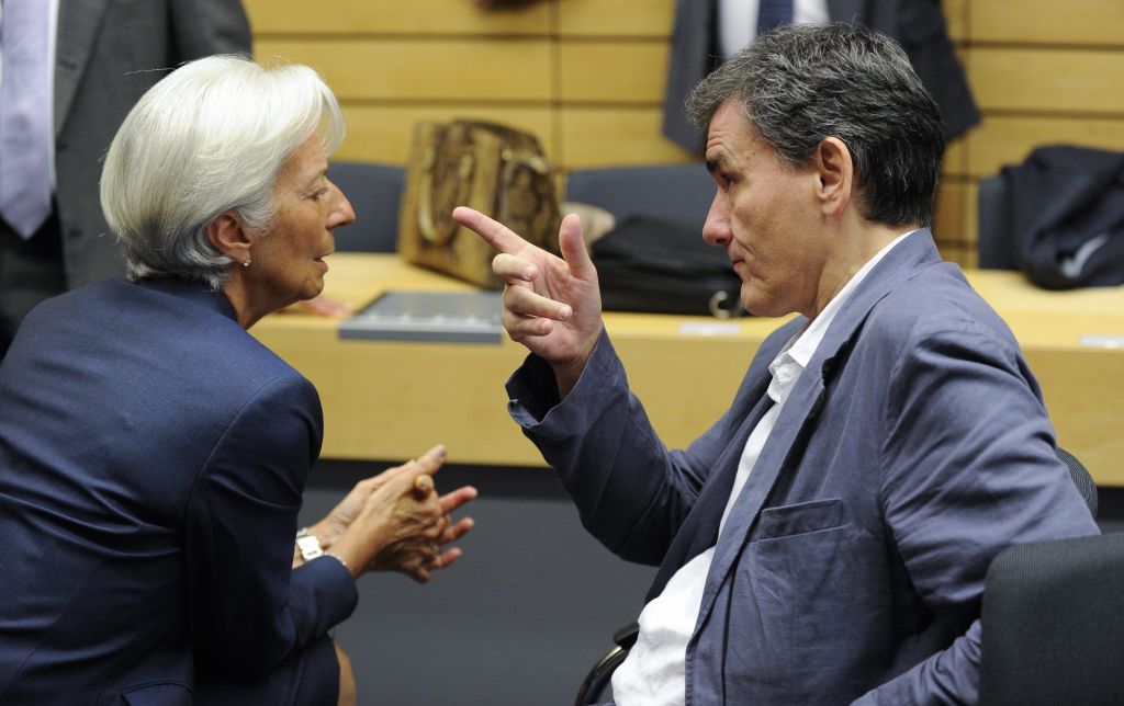 Κρίσιμες συναντήσεις για το χρέος με το βλέμμα στο ΔΝΤ