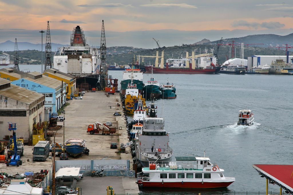 Μικρή κλίση παρουσίασε πλοίο αγκυροβολημένο στο Πέραμα