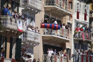 Κέρκυρα: Η «Πρώτη Ανάσταση» ο «σεισμός» και οι «μπότηδες»