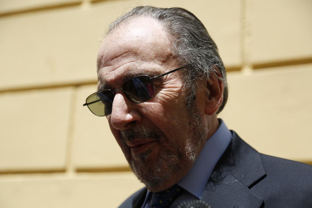 Στο εδώλιο για απιστία ο Ανδρέας Μαρτίνης