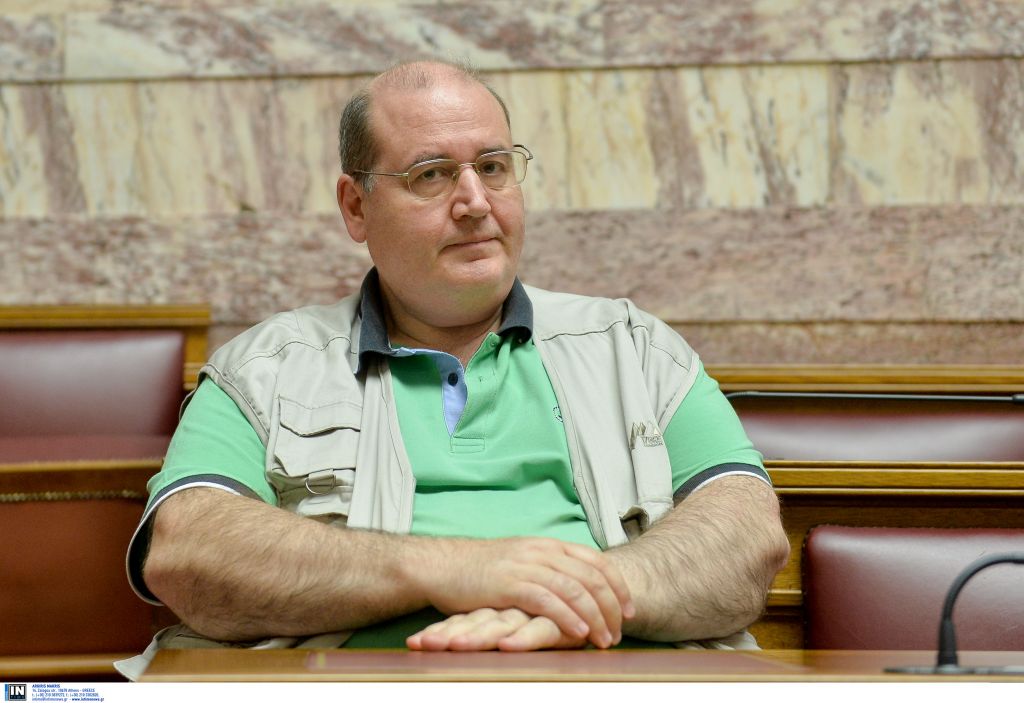 Φίλης: Με τα νέα μέτρα που έρχονται η μέση σύνταξη θα πέσει στα 450 ευρώ