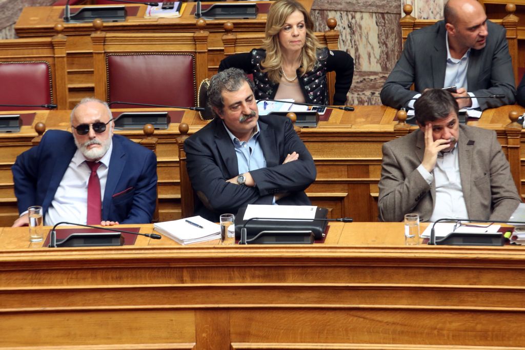 Μηνυτήρια αναφορά κατά Πολάκη, Ξανθού από τη σύζυγο του Γ. Στουρνάρα