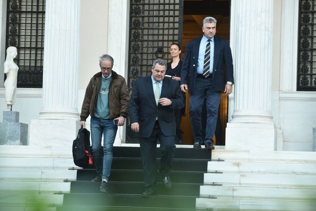 ΑΝΕΛ: Είμαστε αντίθετοι στην αναδοχή παιδιών από ομόφυλα ζευγάρια