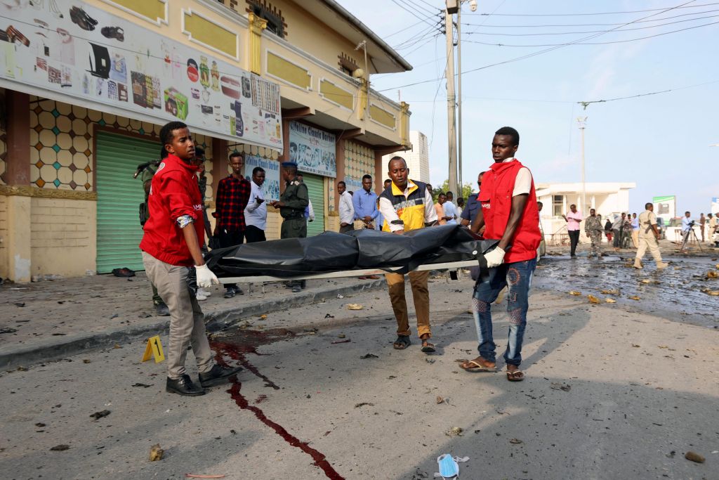 Τουλάχιστον πέντε νεκροί από έκρηξη βόμβας σε ποδοσφαιρικό αγώνα