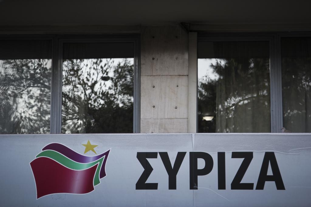 Μπηχτές ΣΥΡΙΖΑ κατά Μητσοτάκη για τα εσωτερικά της ΝΔ