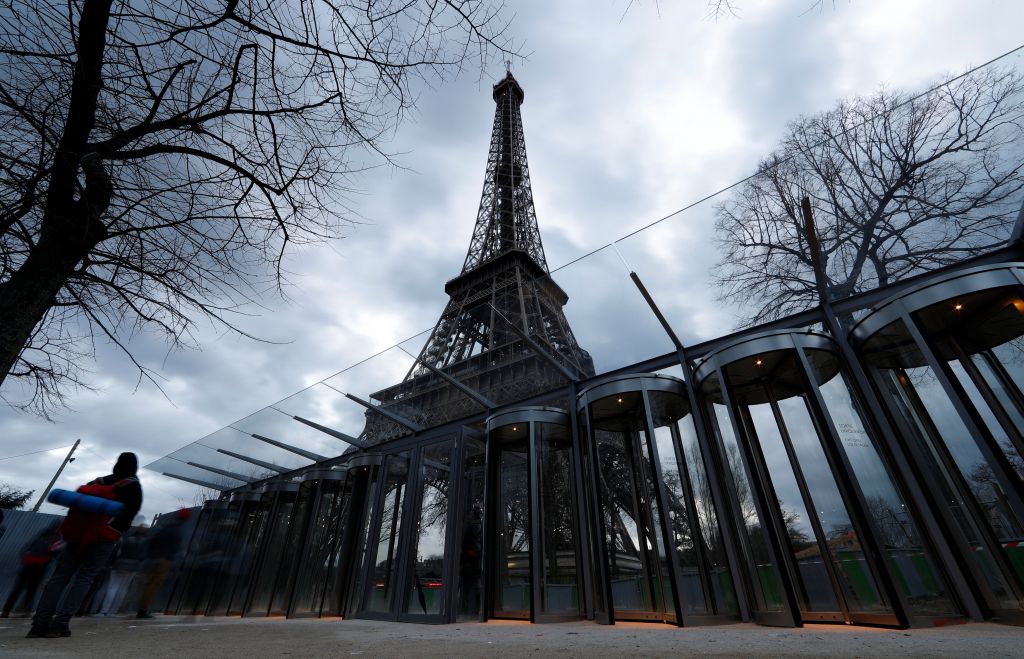 Επιβολή προστίμου στην Airbnb ζητά το Παρίσι