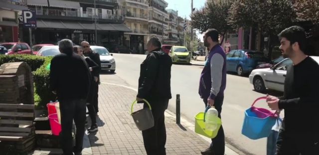 Χωρίς νερό και χωρίς υπευθύνους